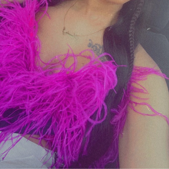 Dirty Monroe feather V top - Picture 2 of 2